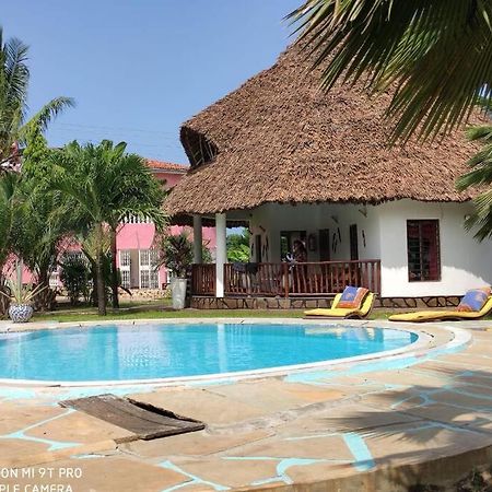 Dadida'S Pool Cottage Диани-Бич Экстерьер фото