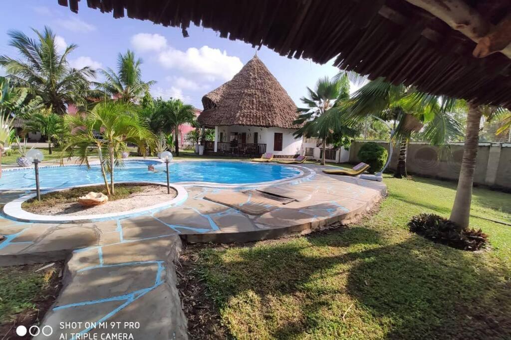 Dadida'S Pool Cottage Диани-Бич Экстерьер фото